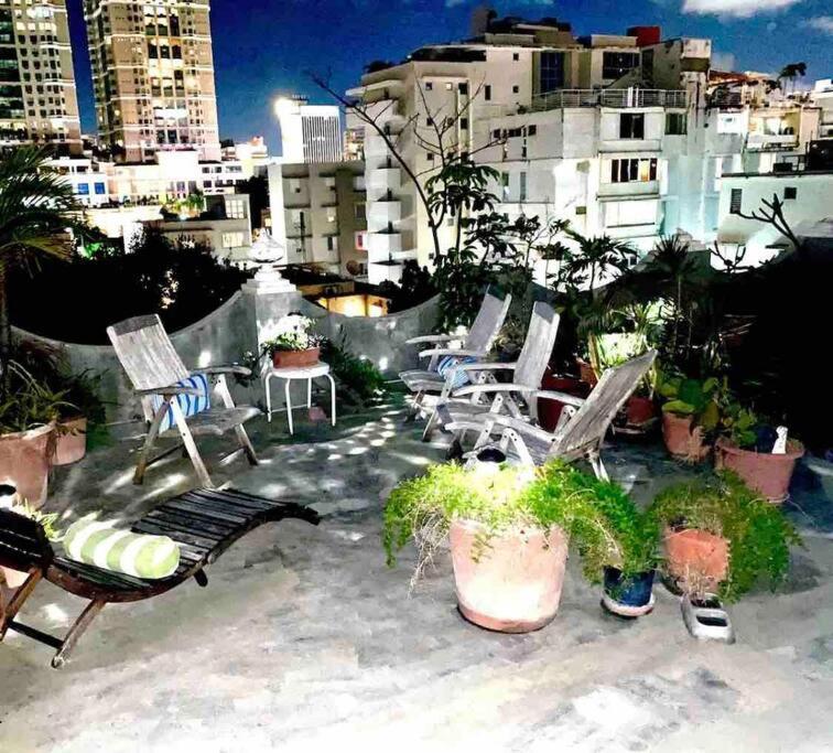 Fresh Tropical Colonial Style Walk-Up- Rooftop Terrace- Beach View San Juan Zewnętrze zdjęcie
